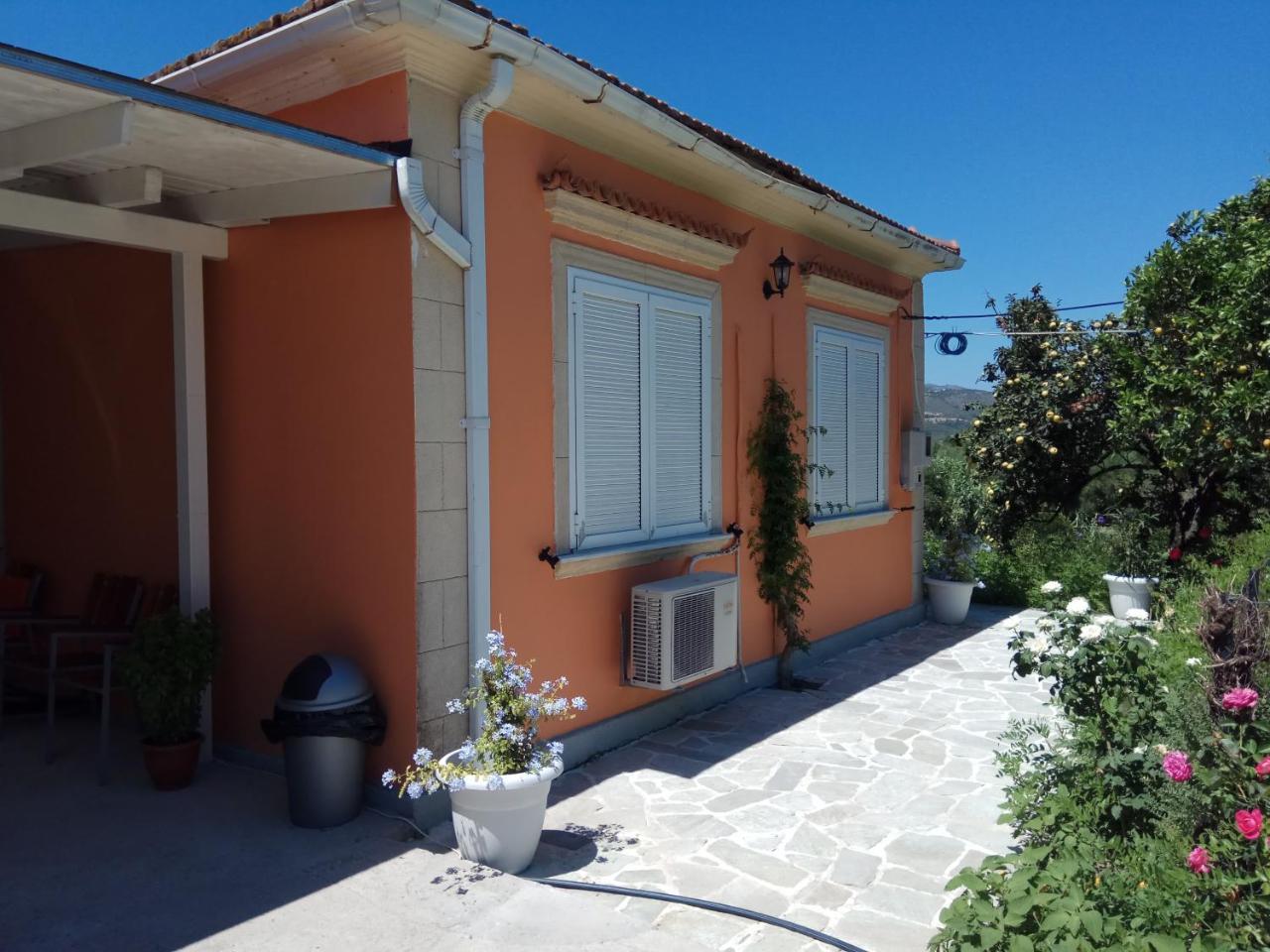 Monte Caputo Holiday House Alykes  Exterior photo